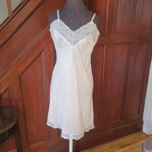Vintage White Nylon Full Slip Lace Trim Adjustable Straps Womens Size 34 USA-Mad
